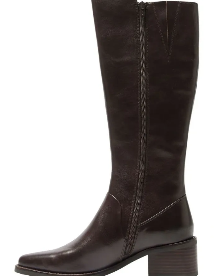 Jane Debster Fortress Knee Boots in Chocolate Glove
