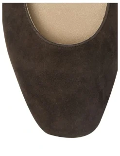 Jane Debster Freda Flat Shoes in Chocolate