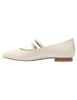 Jane Debster Freda Leather Flat Shoes in Ivory