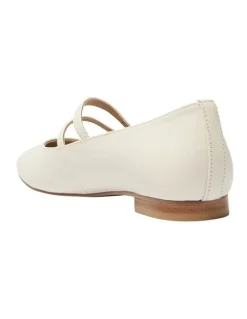Jane Debster Freda Leather Flat Shoes in Ivory