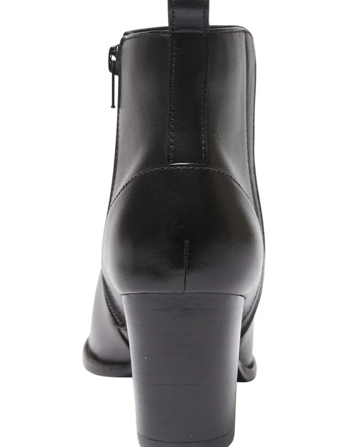 Jane Debster Geronimo Black Glove Boots