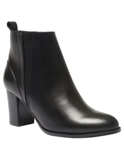Jane Debster Geronimo Black Glove Boots