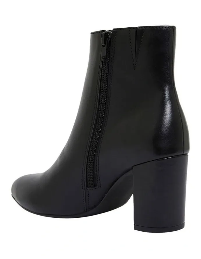Jane Debster Kylie Black Glove Boots