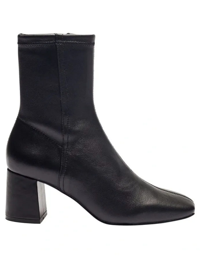 Jane Debster Lantana Stretch Glove Boots in Black