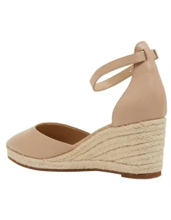 Jane Debster Peru Wedge Sandal in Nude Leather