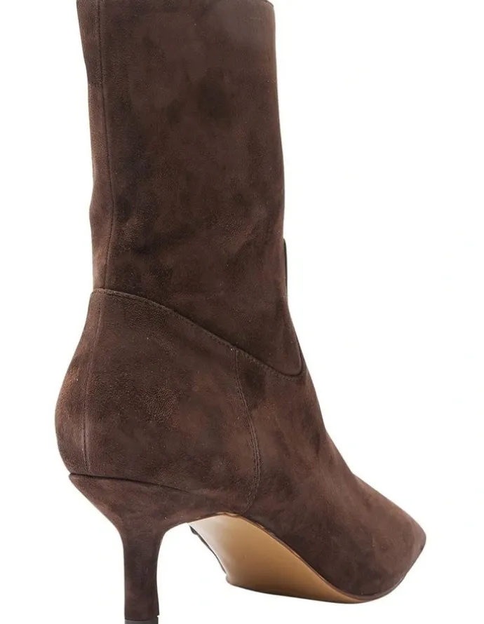 Jane Debster Rogue Boots in Chocolate Suede