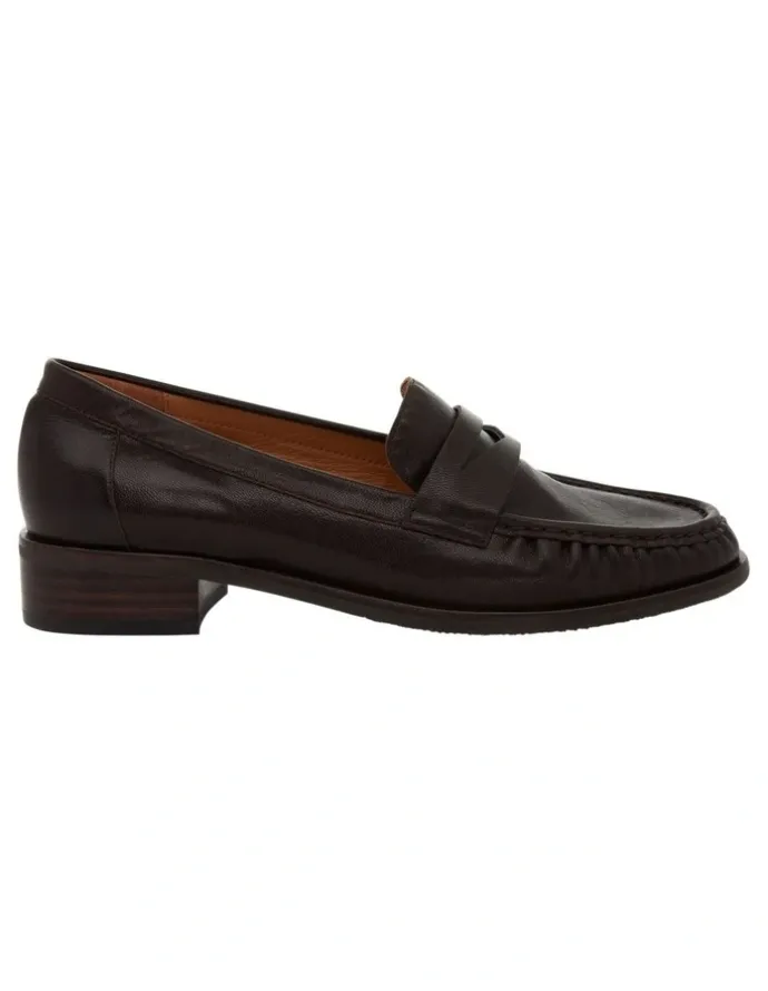 Jane Debster Turner Loafers in Chocolate Leather