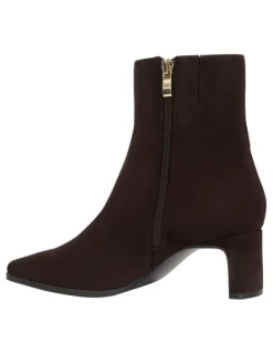 Jane Debster Vanta Boots in Chocolate Suede