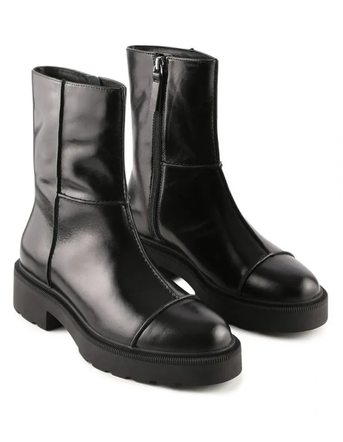 Jo Mercer Parker Flat Ankle Boots in Black Leather