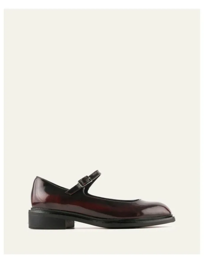 Jo Mercer Wilde Casual Flats in Burgundy Leather