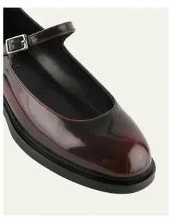 Jo Mercer Wilde Casual Flats in Burgundy Leather