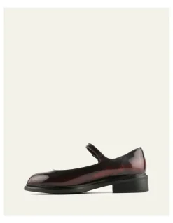 Jo Mercer Wilde Casual Flats in Burgundy Leather