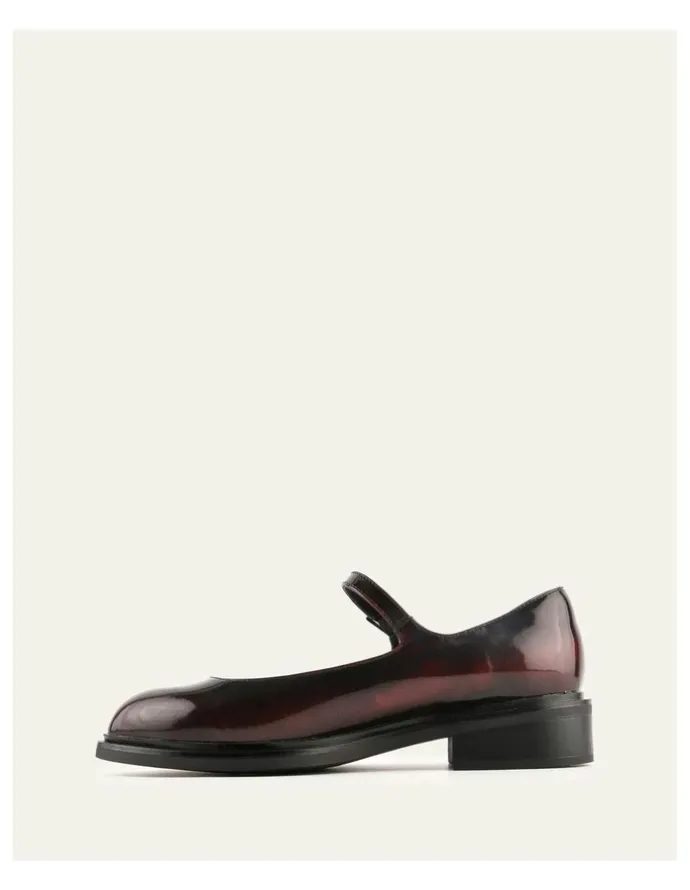 Jo Mercer Wilde Casual Flats in Burgundy Leather