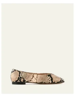 Jo Mercer Patsy Snake Print Leather Casual Flats in Beige