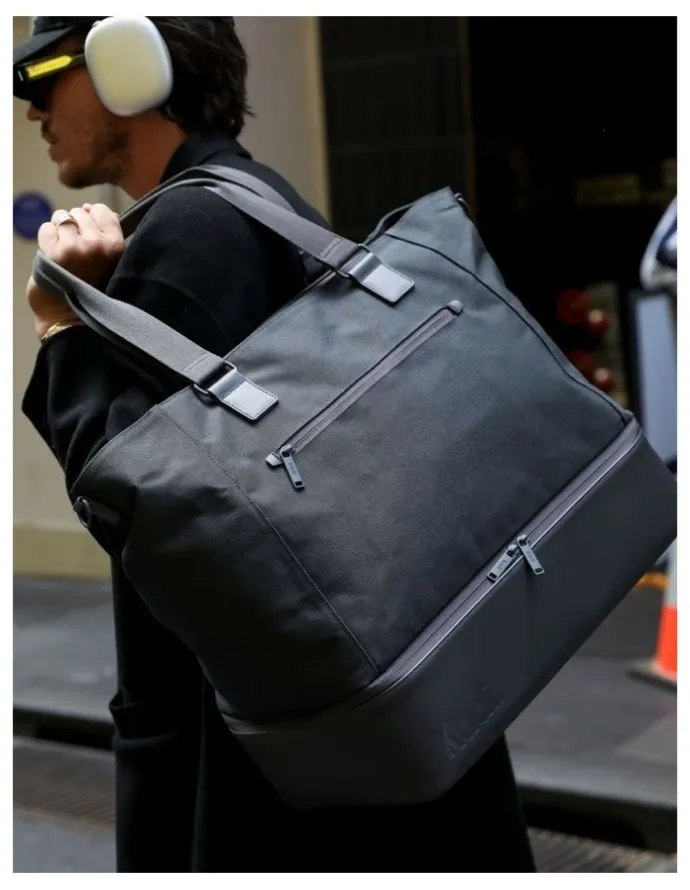 Kadi Long Weekender in Charcoal