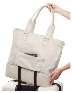 Kadi The Weekender in Ivory