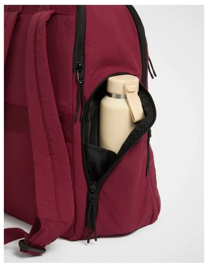 kikki.K TREK. Backpack in Cherry