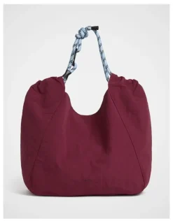 kikki.K Trek. Explorer Tote in Cherry
