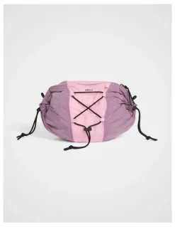kikki.K TREK. Mini Sling Bag Ripstop in Sugar