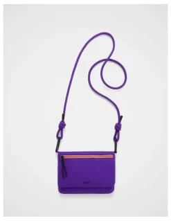 kikki.K TREK. Pouch Crossbody in Orchid