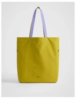 kikki.K TREK. Reversible Tote in Cornflower