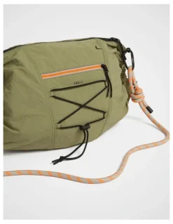 kikki.K Trek. Sling Bag in Moss