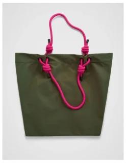 kikki.K TREK. Tote Bag in Olive