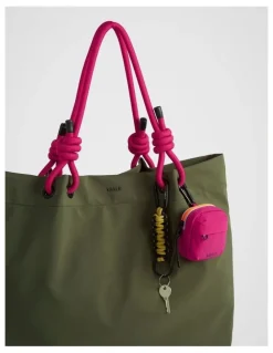 kikki.K TREK. Tote Bag in Olive