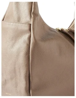 Kinnon Amelia Travel Weekender Bag in Clay