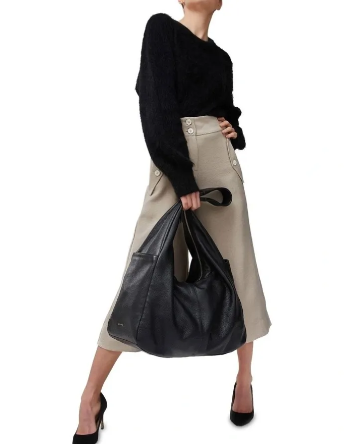 Kinnon Amelia Travel Weekender Bag in Black