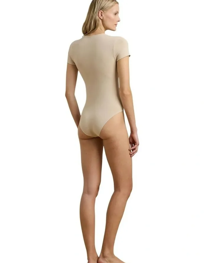 Lauren Ralph Lauren Luxe Smoothing Seamless Short Sleeve T-Shirt Bodysuit in Light Truffle