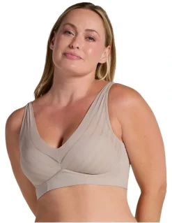 Leonisa Daily Side & Back Smoothing V Neck Wirefree Bra