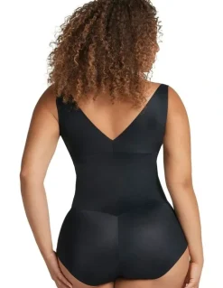 Leonisa SmartCore Low Back Classic Sculpting Cupless Body Shaper in Black