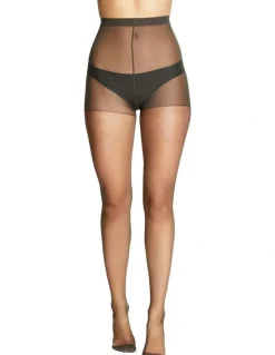 Levante Lia Pantyhose in Londra