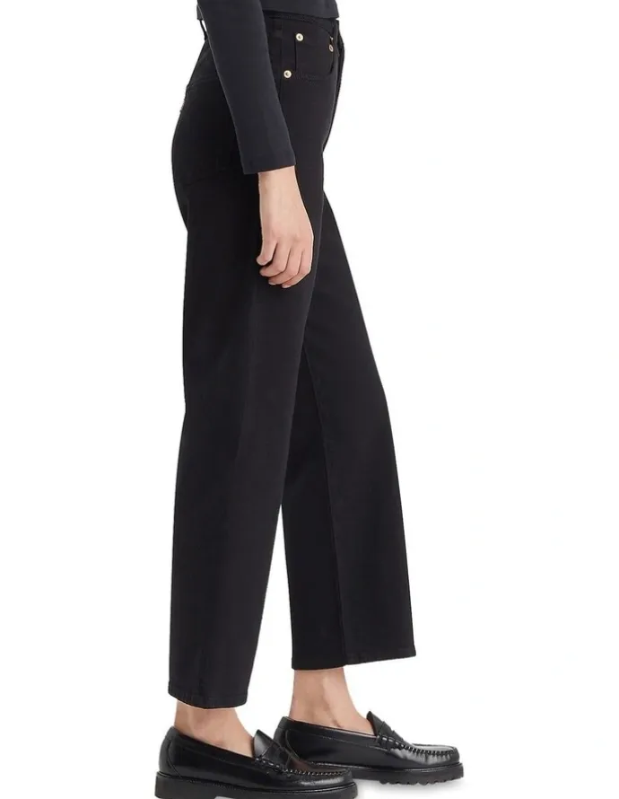 Levi's Ribcage Straight Ankle Jeans in Black Sprout
