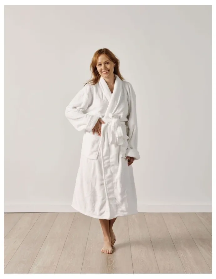 Linen House Plush Robe in White