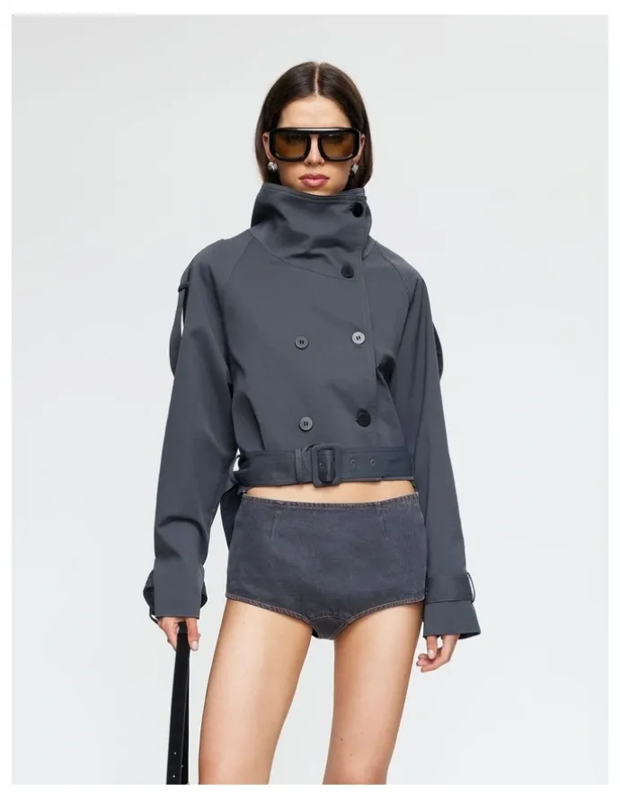 Lioness Blanc Cropped Trench in Grey
