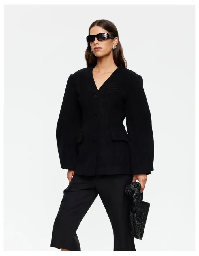 Lioness Heart Shaped Coat in Black