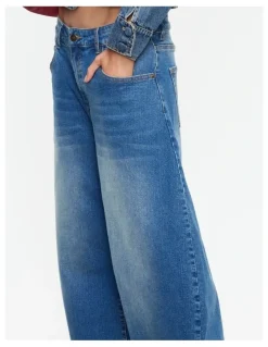 Lioness Horseshoe Cropped Jean in Indigo