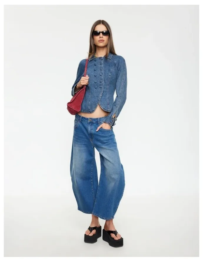 Lioness Horseshoe Cropped Jean in Indigo