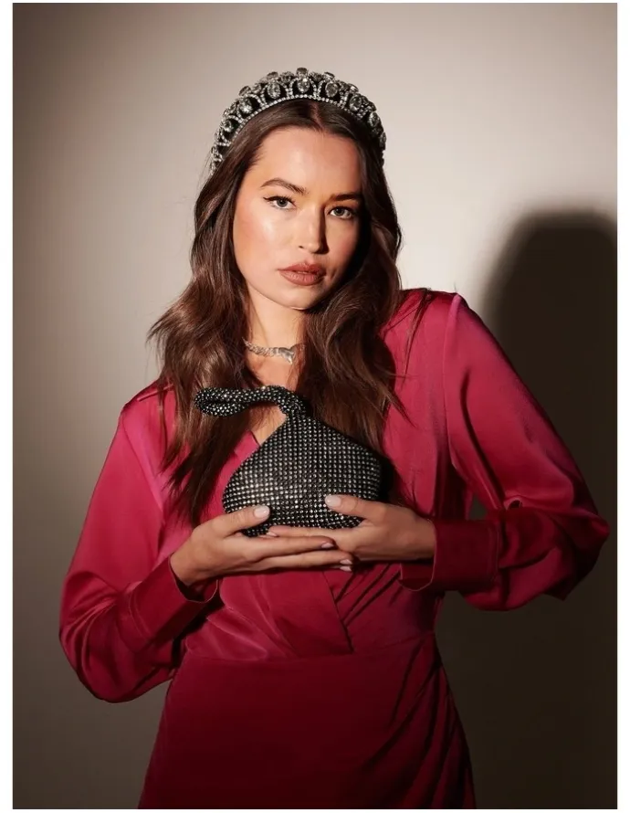 Lustre & Sage Jada Diamante Wristlet Bag - Black