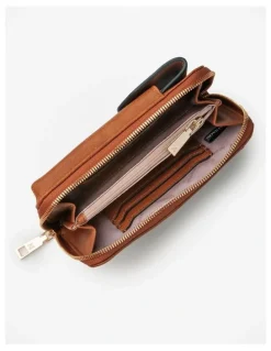 Madison Accessories Hallie Phone Wallet and Crossbody Bag in Dark Tan
