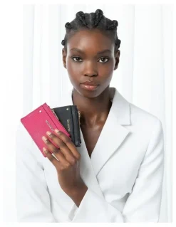 Madison Accessories Vanessa Small Zip Purse Card Holder in Black