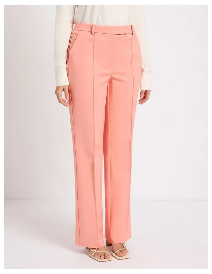 Marcs Mona Lisa Straight Leg Pant in Salmon