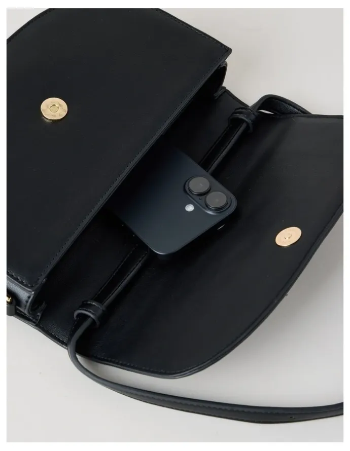 Marcs Palma Shoulder Bag in Black