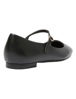 Marcs Tottie Flat Shoes in Black Leather