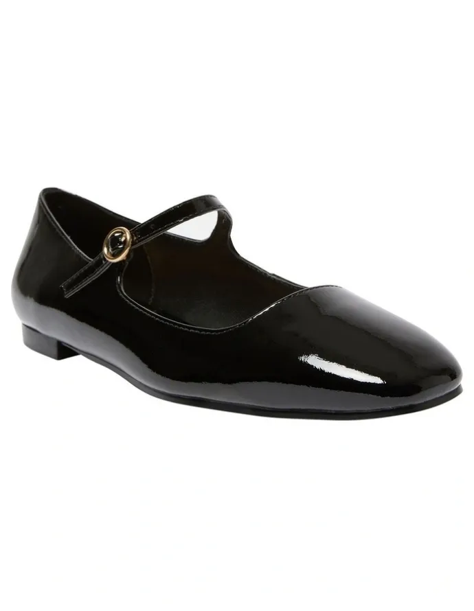 Marcs Tottie Flat Shoes in Black Patent Leather