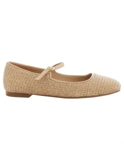 Marcs Tottie Flat Shoes in Natural Raffia
