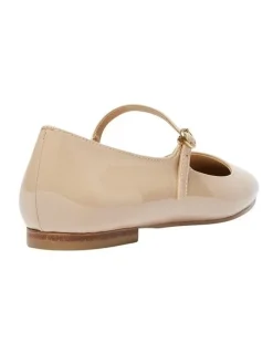 Marcs Tottie Flat Shoes in Nude Patent Leather