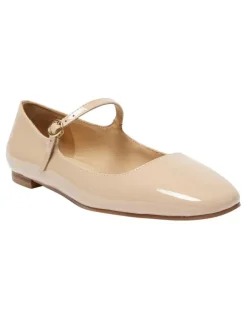 Marcs Tottie Flat Shoes in Nude Patent Leather